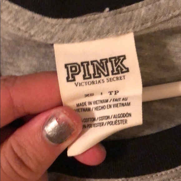 PINK XS t-shirt heather gray shirt w black sleeves - Picture 4 of 4